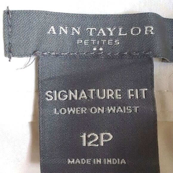 Ann Taylor White Cotton Summer Pants Size 12P - Picture 4 of 6